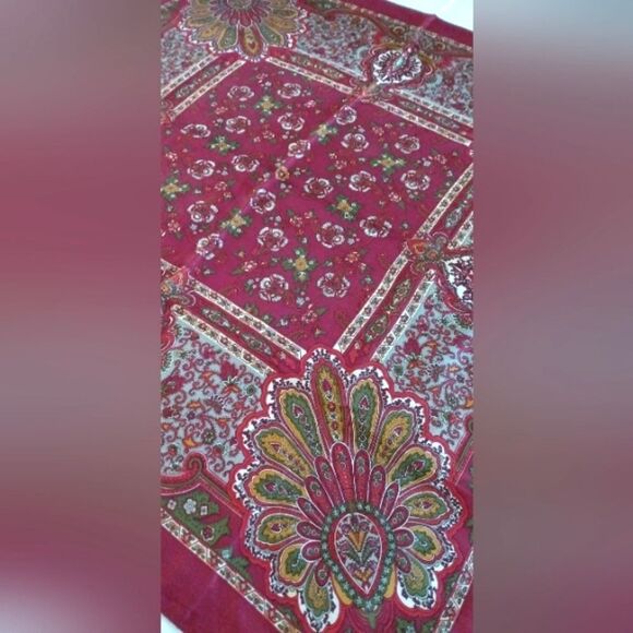 Vintage 💯 Silk Scarf William Morris Style Paisley Red & Gold - Picture 12 of 16